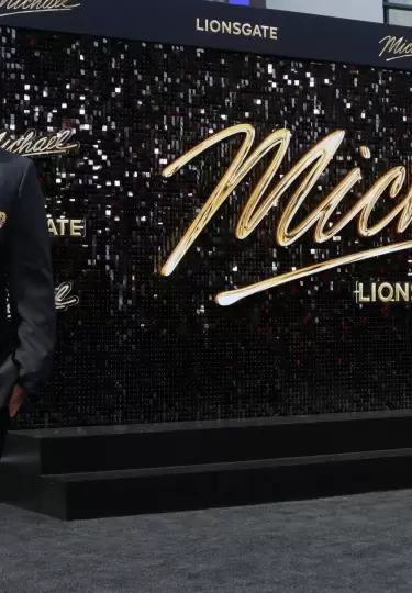 Prince Jackson convoca a fans para impulsar Thriller durante Halloween.